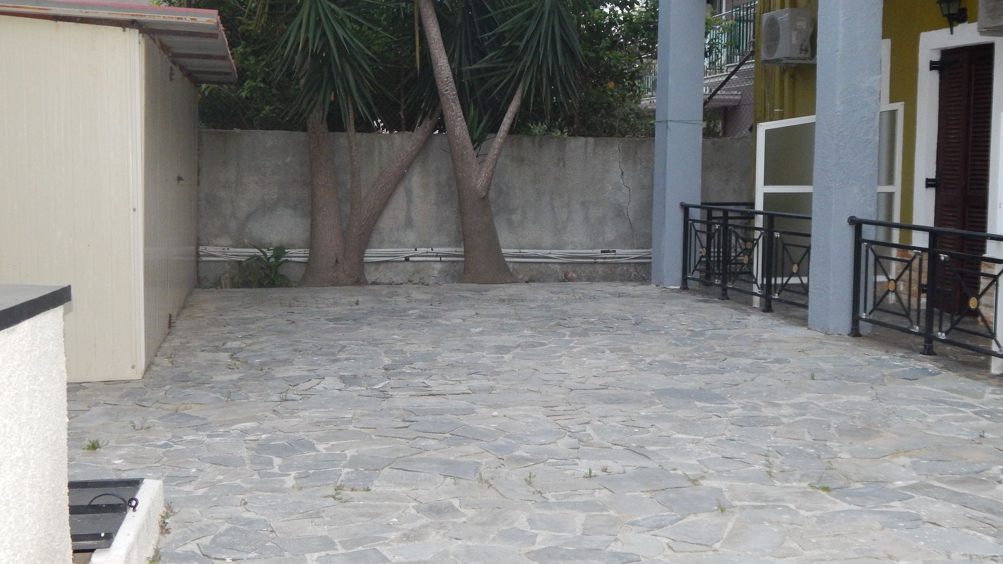 Petania Hotel & Apartments Lixouri Exterior photo